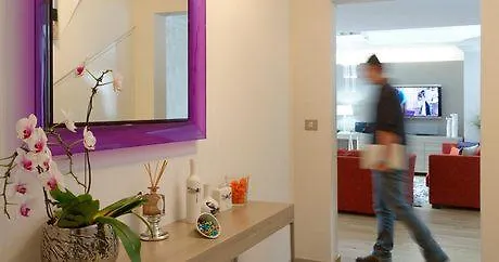 Aparthotel Alma Marceau 4*