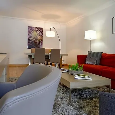 Alma Marceau 4*