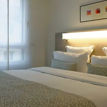 Alma Marceau 4*
