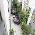 Alma Marceau Aparthotel 4*