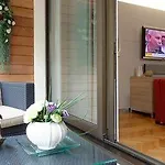 Aparthotel Alma Marceau Paris