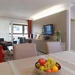 Alma Marceau Aparthotel 4*