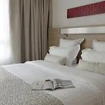 Alma Marceau Aparthotel Paris