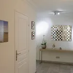 Alma Marceau Aparthotel 4*